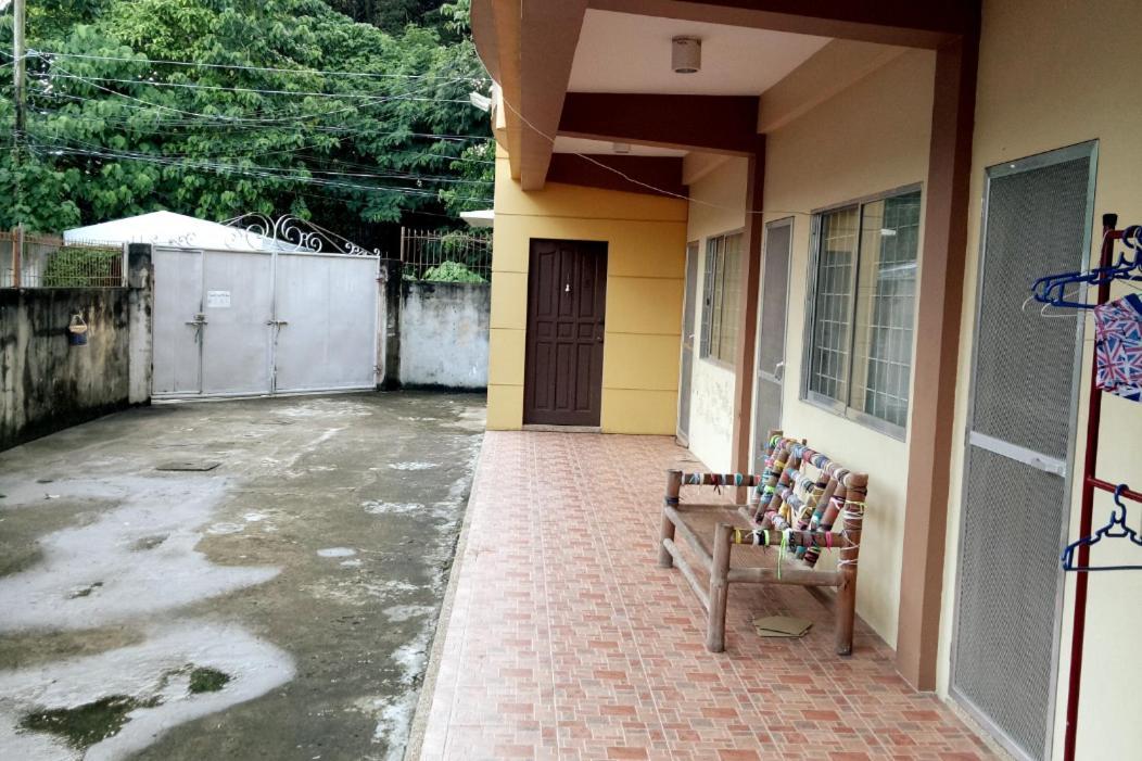 Violin Mountain Apartman Dumaguete City Kültér fotó