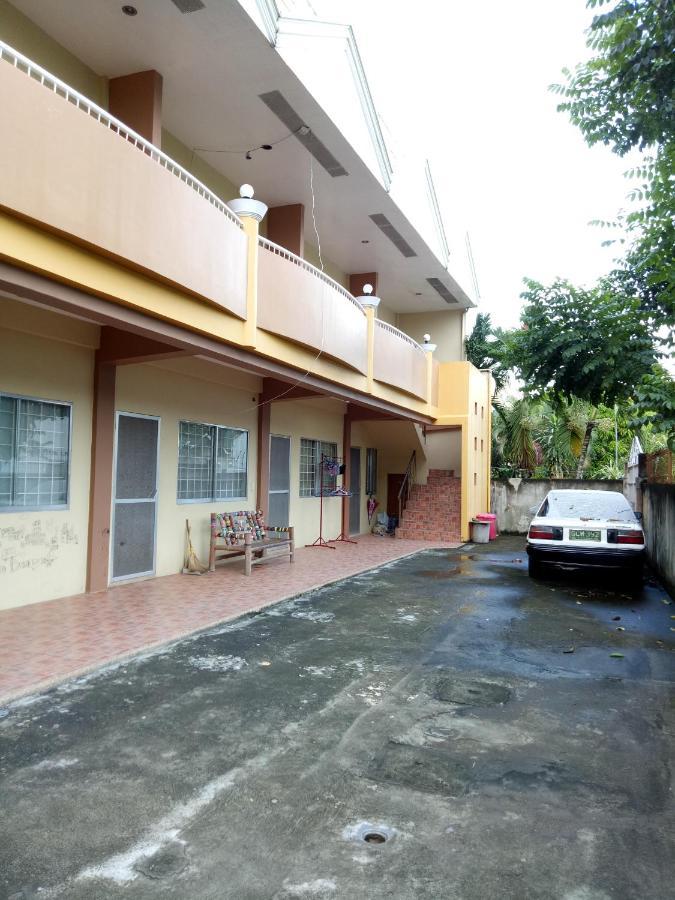 Violin Mountain Apartman Dumaguete City Kültér fotó